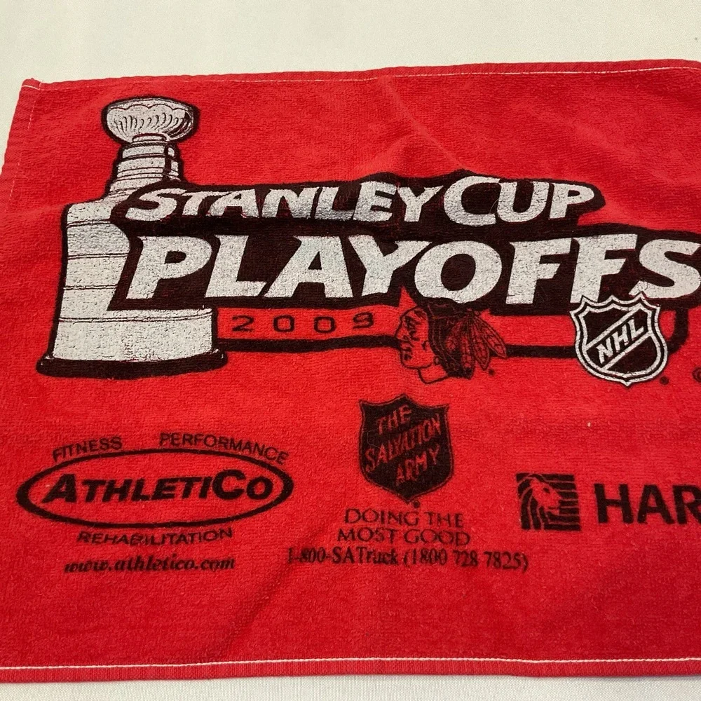 Chicago Blackhawks 2009 Stanley Cup Playoffs Red Rally Towel NHL Stadium Promo